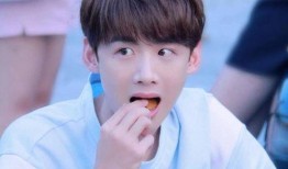 娱乐圈吃瓜白敬亭恋情,娱乐圈新恋情瓜，甜蜜互动引热议